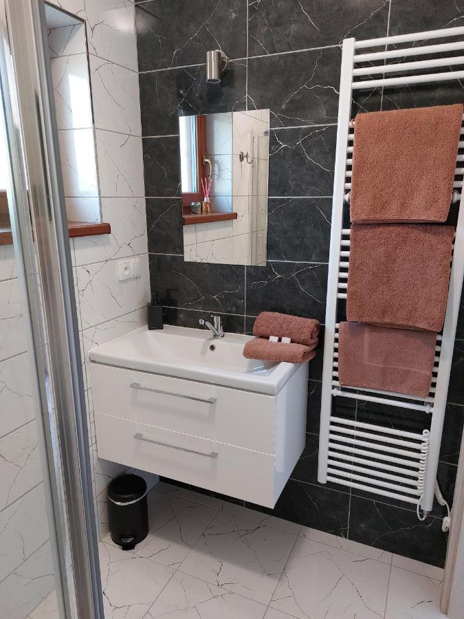 Palavia Apartments Pavlov Luaran gambar