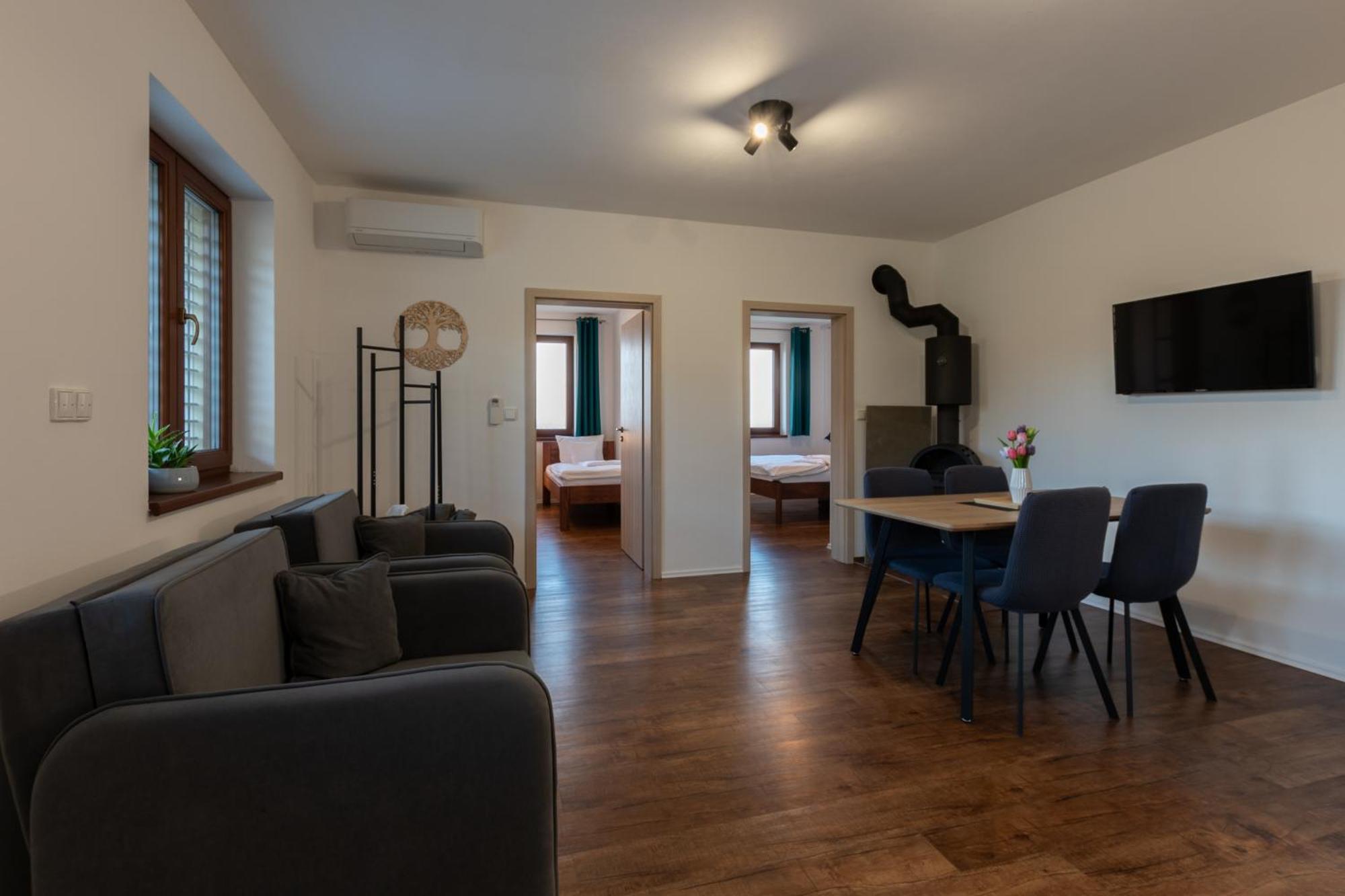 Palavia Apartments Pavlov Luaran gambar